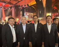 รองผู้ว่าราชการจังหวัดสุราษฎร์ธานี เข้าร่วมงานเปิดปี &quot;Amazin ... พารามิเตอร์รูปภาพ 1