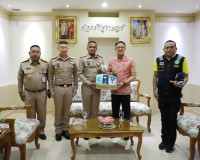 ผู้ว่าฯ จังหวัดสุราษฎร์ธานี ให้การต้อนรับผู้บัญชาการทัพเรือภ ... พารามิเตอร์รูปภาพ 5