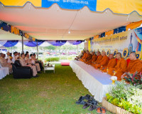 รองผู้ว่าราชการจังหวัดสุราษฎร์ธานี เป็นประธานในพิธีวางพวงมาล ... พารามิเตอร์รูปภาพ 11