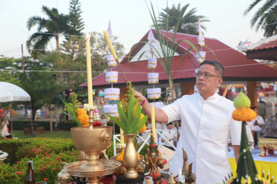 จังหวัดสุราษฎร์ธานีจัดพิธีบวงสรวงศาลหลักเมือง เพื่อความเป็นส ... พารามิเตอร์รูปภาพ 1