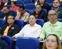 รองผู้ว่าราชการจังหวัดสุราษฎร์ธานี เป็นประธานในพิธีเปิดการปร ... พารามิเตอร์รูปภาพ 16