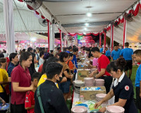 รองผู้ว่าราชการจังหวัดสุราษฎร์ธานี ตรวจเยี่ยมร้านนาวากาชาด ใ ... พารามิเตอร์รูปภาพ 11