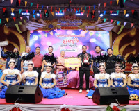 จังหวัดสุราษฎร์ธานี จัดประกวดร้องเพลงไทยลูกทุ่งท้องที่ และท้ ... พารามิเตอร์รูปภาพ 17