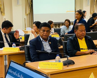 รองผู้ว่าราชการจังหวัดสุราษฎร์ธานี เข้าร่วมประชุมกับคณะกรรมา ... พารามิเตอร์รูปภาพ 7