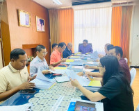รองผู้ว่าราชการจังหวัดสุราษฎร์ธานี เป็นประธานในการประชุมคณะก ... พารามิเตอร์รูปภาพ 1