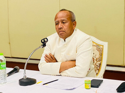 รองผู้ว่าราชการจังหวัดสุราษฎร์ธานี เป็นประธานการประชุมคณะกรร ... พารามิเตอร์รูปภาพ 1