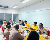รองผู้ว่าราชการจังหวัดสุราษฎร์ธานี เป็นประธานใน การประชุม คณ ... พารามิเตอร์รูปภาพ 1