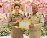 รองผู้ว่าราชการจังหวัดสุราษฎร์ธานี เป็นประธานในพิธีถวายราชสั ... พารามิเตอร์รูปภาพ 13