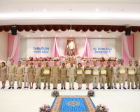 รองผู้ว่าราชการจังหวัดสุราษฎร์ธานี เป็นประธานในพิธีถวายราชสั ... พารามิเตอร์รูปภาพ 15