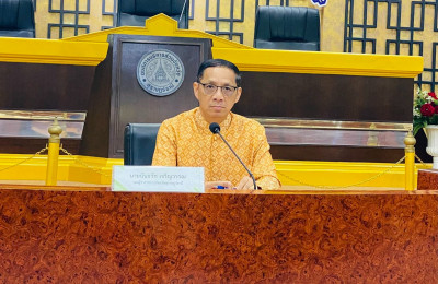 รองผู้ว่าราชการจังหวัดสุราษฎร์ธานี เป็นประธานในการประชุมคณะก ... พารามิเตอร์รูปภาพ 1