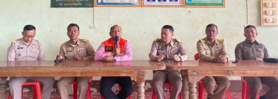 รองผู้ว่าราชการจังหวัดสุราษฎร์ธานี เป็นประธานการประชุมการแก้ ... พารามิเตอร์รูปภาพ 1