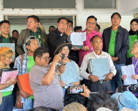 รองผู้ว่าราชการจังหวัดฯ ร่วมประชุมกับสมาพันธ์คนไร้ที่ดินทำกิ ... พารามิเตอร์รูปภาพ 13