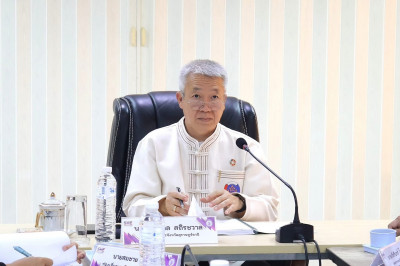 รองผู้ว่าราชการจังหวัดสุราษฎร์ธานี เป็นประธานประชุมคณะอนุกรร ... พารามิเตอร์รูปภาพ 1
