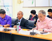 รองผู้ว่าราชการจังหวัดสุราษฎร์ธานี ร่วมประชุมพิจารณากลั่นกรอ ... พารามิเตอร์รูปภาพ 3