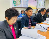 รองผู้ว่าราชการจังหวัดสุราษฎร์ธานี ร่วมประชุมพิจารณากลั่นกรอ ... พารามิเตอร์รูปภาพ 4