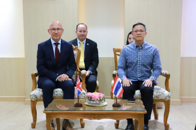 เอกอัครราชทูตสหราชอาณาจักรประจำประเทศไทย และคณะ เยี่ยมคารวะผ ... พารามิเตอร์รูปภาพ 1