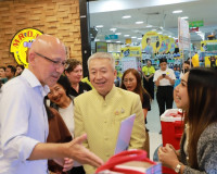 รองผู้ว่าราชการจังหวัดสุราษฎร์ธานี ให้การต้อนรับ H.E. Mark G ... พารามิเตอร์รูปภาพ 5