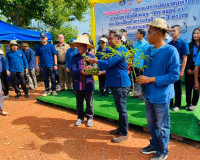 รองผู้ว่าราชการจังหวัดสุราษฎร์ธานี เป็นประธานเปิดกิจกรรม &quot;ผู ... พารามิเตอร์รูปภาพ 12