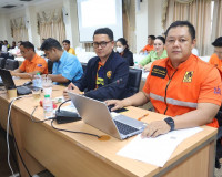รองผู้ว่าราชการจังหวัดสุราษฎร์ธานี เป็นประธานในการประชุมเตรี ... พารามิเตอร์รูปภาพ 3