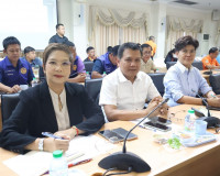 รองผู้ว่าราชการจังหวัดสุราษฎร์ธานี เป็นประธานในการประชุมเตรี ... พารามิเตอร์รูปภาพ 4