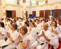 ผู้ว่าฯ สุราษฎร์ธานี นำประชาชนพร้อมใจร่วมกิจกรรมเวียนเทียน เ ... พารามิเตอร์รูปภาพ 5
