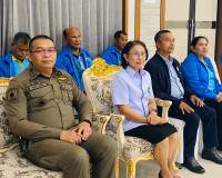 รองผู้ว่าราชการจังหวัดสุราษฎร์ธานี ประธานในพิธีปิดและมอบเกีย ... พารามิเตอร์รูปภาพ 3