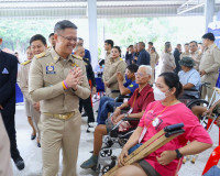 มูลนิธิขาเทียมฯ ร่วมกับจังหวัดสุราษฎร์ธานี จัดโครงการออกหน่ว ... พารามิเตอร์รูปภาพ 11