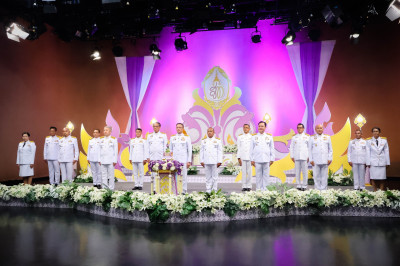 ผู้ว่าราชการจังหวัดสุราษฎร์ธานี นำหัวหน้าส่วนราชการ คณะกรรมก ... พารามิเตอร์รูปภาพ 1