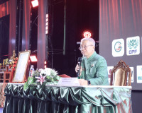 รองผู้ว่าราชการจังหวัดสุราษฎร์ธานี กล่าวต้อนรับในพิธีเปิดงาน ... พารามิเตอร์รูปภาพ 5