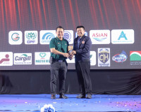 รองผู้ว่าราชการจังหวัดสุราษฎร์ธานี กล่าวต้อนรับในพิธีเปิดงาน ... พารามิเตอร์รูปภาพ 13