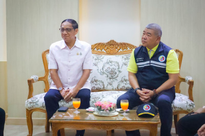 คณะ ศปป.1 กอ.รมน. เข้าพบรองผู้ว่าราชการจังหวัดสุราษฎร์ธานี เ ... พารามิเตอร์รูปภาพ 1