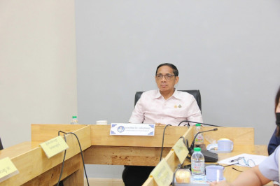 รองผู้ว่าราชการจังหวัดสุราษฎร์ธานี เข้าร่วมการประชุมคณะกรรมก ... พารามิเตอร์รูปภาพ 1