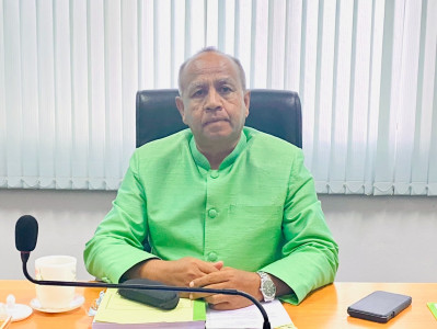 รองผู้ว่าราชการจังหวัดสุราษฎร์ธานี เป็นประธานการประชุมคณะกรร ... พารามิเตอร์รูปภาพ 1