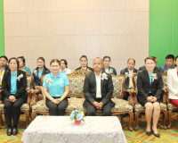 รองผู้ว่าราชการจังหวัดสุราษฎร์ธานี เป็นประธานในพิธีเปิดการอบ ... พารามิเตอร์รูปภาพ 1