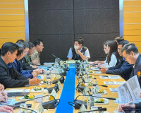 รองผู้ว่าราชการจังหวัดฯ เข้าร่วมการประชุมกับคณะกรรมาธิการการ ... พารามิเตอร์รูปภาพ 1