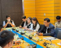 รองผู้ว่าราชการจังหวัดฯ เข้าร่วมการประชุมกับคณะกรรมาธิการการ ... พารามิเตอร์รูปภาพ 3
