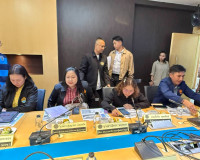 รองผู้ว่าราชการจังหวัดฯ เข้าร่วมการประชุมกับคณะกรรมาธิการการ ... พารามิเตอร์รูปภาพ 4