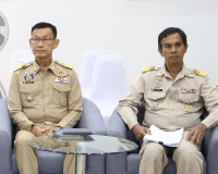 ผู้ว่าราชการจังหวัดสุราษฎร์ธานี เปิดการประชุมสภาเทศบาลนครสุร ... พารามิเตอร์รูปภาพ 9