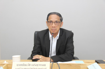 จังหวัดสุราษฎร์ธานีประชุมพิจารณาให้ความช่วยเหลือราษฎรผู้ประส ... พารามิเตอร์รูปภาพ 1