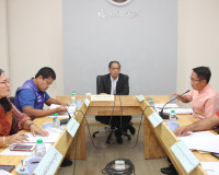 จังหวัดสุราษฎร์ธานีประชุมพิจารณาให้ความช่วยเหลือราษฎรผู้ประส ... พารามิเตอร์รูปภาพ 1