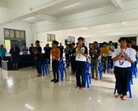 รองผู้ว่าราชการจังหวัดสุราษฎร์ธานี ประธานในพิธีปิดและมอบวุฒิ ... พารามิเตอร์รูปภาพ 3