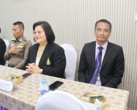 รองผู้ว่าฯ สุราษฎร์ธานีต้อนรับหน่วยราชการในพระองค์และคณะกรรม ... พารามิเตอร์รูปภาพ 3