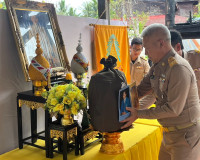รองผู้ว่าราชการจังหวัดสุราษฎร์ธานี เป็นประธานในพิธีมอบสิ่งขอ ... พารามิเตอร์รูปภาพ 4