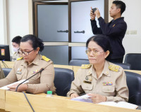 ผู้ว่าฯ สุราษฎร์ธานี ประชุมคณะกรรมการมูลนิธิส่งเสริมศาลหลักเ ... พารามิเตอร์รูปภาพ 15