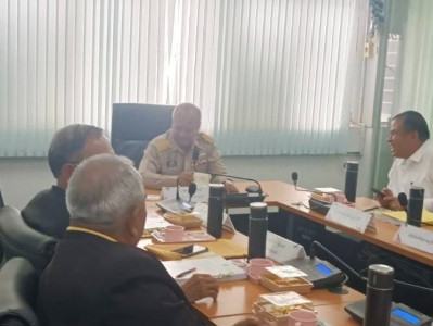 รองผู้ว่าราชการจังหวัดสุราษฎร์ธานี เป็นประธานการประชุมคณะกรร ... พารามิเตอร์รูปภาพ 1