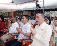 ผู้ว่าฯ สุราษฎร์ธานี เป็นประธานพิธีสมโภชเรือพนมพระวัดบางใหญ่ ... พารามิเตอร์รูปภาพ 15