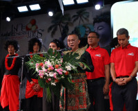 รองผู้ว่าราชการจังหวัดสุราษฎร์ธานี เป็นประธานพิธีเปิดโครงการ ... พารามิเตอร์รูปภาพ 3