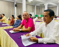 รองผู้ว่าราชการจังหวัดสุราษฎร์ธานี เป็นประธานการประชุมเลือกผ ... พารามิเตอร์รูปภาพ 8