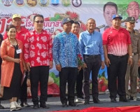 รองผู้ว่าราชการจังหวัดสุราษฎร์ธานี เป็นประธานปล่อยขบวนรถพฤกษ ... พารามิเตอร์รูปภาพ 1