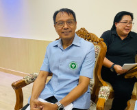 รองผู้ว่าราชการจังหวัดสุราษฎร์ธานี ให้การต้อนรับหม่อมราชวงศ์ ... พารามิเตอร์รูปภาพ 4